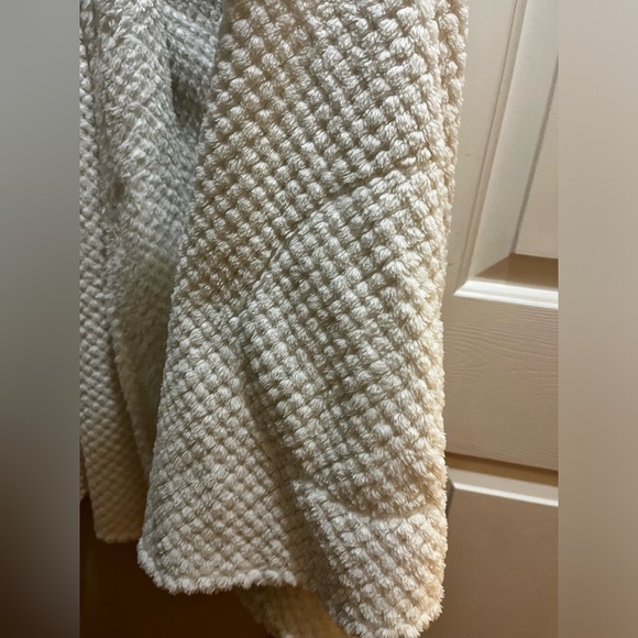 Anthropologie soft Sherpa Vest “Saturday Sunday” L EX - Picture 5 of 10